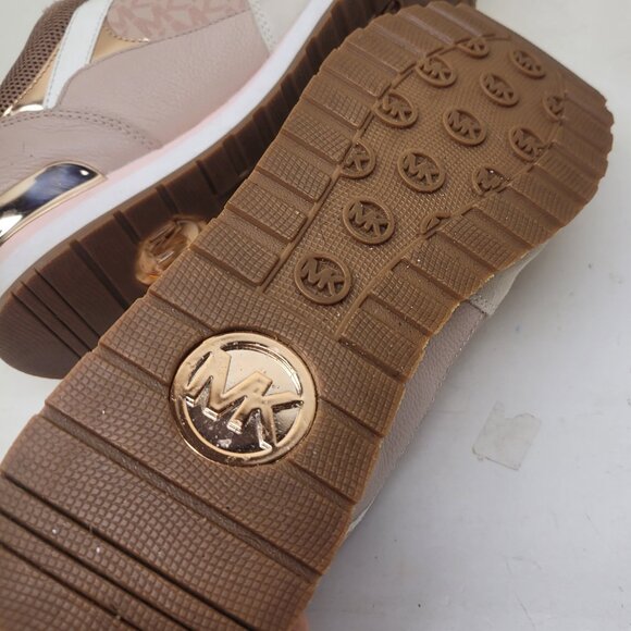 Michael Kors Wilma Suede and Logo trainer Size 9  Pink Beige Rose Gold - Picture 9 of 11